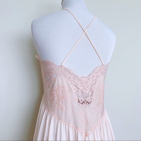 Vintage 70s Blush Pink Lace Nightgown Slip Low Back Cross Straps Midi Slip - Picture 8 of 12